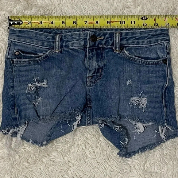 Tilt Jean Shorts  Blue Distressed Stretch Cut Off Denim Women's Juniors Size 1 - Picture 4 of 7